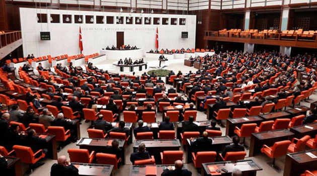 Правительство Турции представило законопроект о выплате пособий по безработице, о пенсиях и налогах