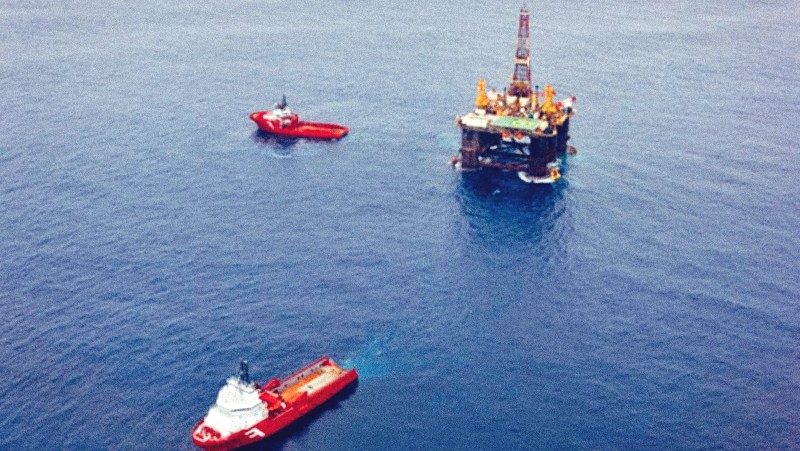 В разработке нового черноморского месторождения газа заняты 50 судов
