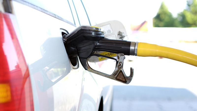 Турецкие власти отреагировали на повышение цен на бензин, сократив налоги