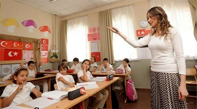 Минобразования Турции проверяет «учителей-инфлюенсеров» из-за поведения в соцсетях
