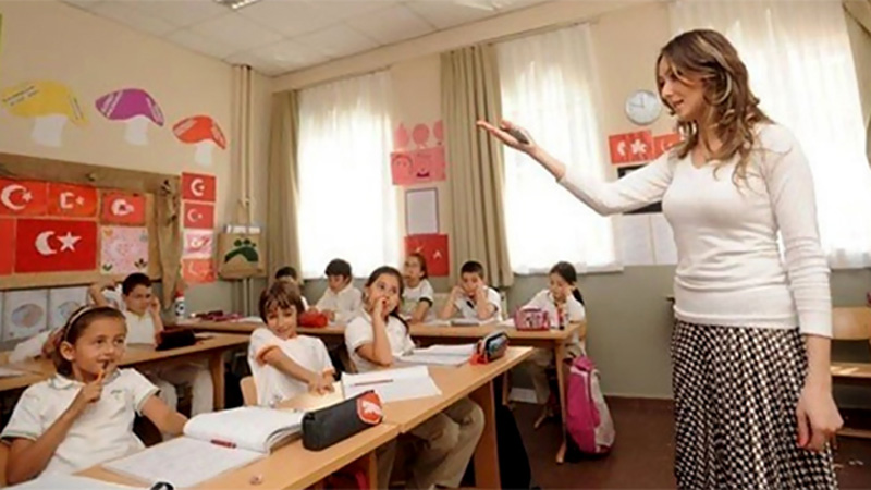 Миллионы школьников по всей Турции вернулись к занятиям после зимних каникул