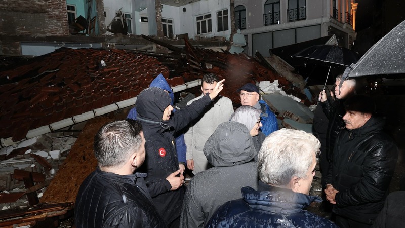 МВД Турции: при землетрясении на западе страны пострадали 26 человек, погибших нет