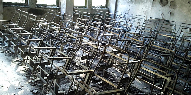Террористы из РПК сожгли школу 