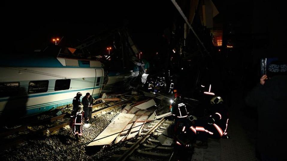 В Турции поезд Анкара - Конья сошёл с рельсов, 7 погибли