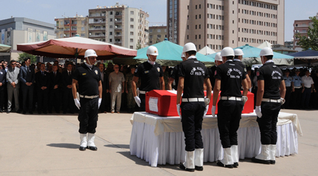 В столкновениях с РПК на юго-востоке Турции погибли двое полицейских