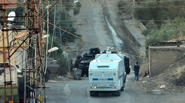Четверо полицейских погибли на юго-востоке Турции от взрыва мины
