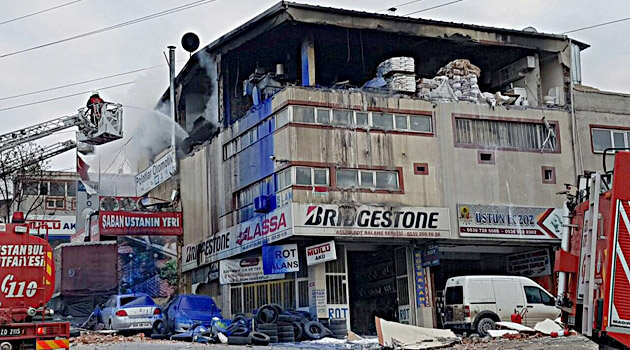 Взрыв в промзоне в Стамбуле: 10 человек пострадали