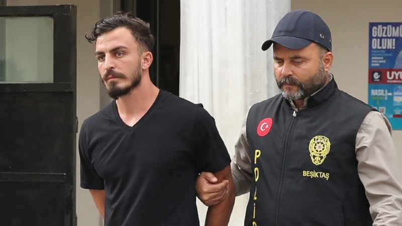 Турецкий блогер предстанет перед судом за то, что выбежал на поле во время Суперкубка