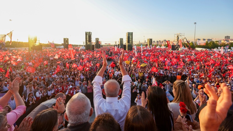 Турецкая оппозиция провела массовый митинг в Стамбуле