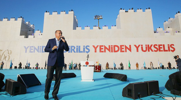 Эрдоган: Недруги Турции хотят отомстить нам за завоевание Стамбула
