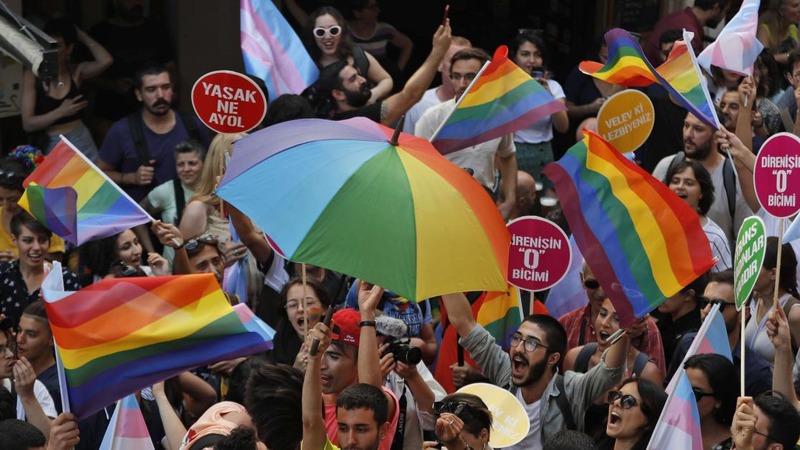 МВД Турции: США предоставили ЛГБТ-организации в Анкаре более 20 млн долларов