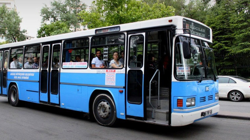 В Анкаре в марте в связи с социальной изоляцией на 84% сократилось использование общественного транспорта