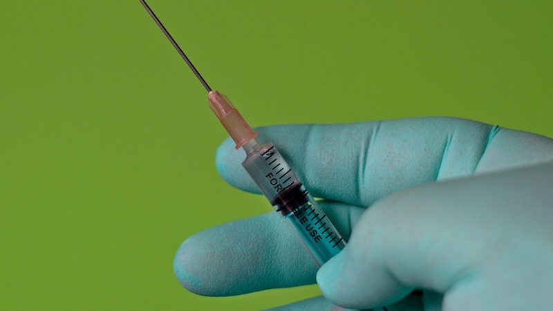 Темп вакцинации от COVID-19 в Турции достиг рекордных 842 тыс. 494 доз в день