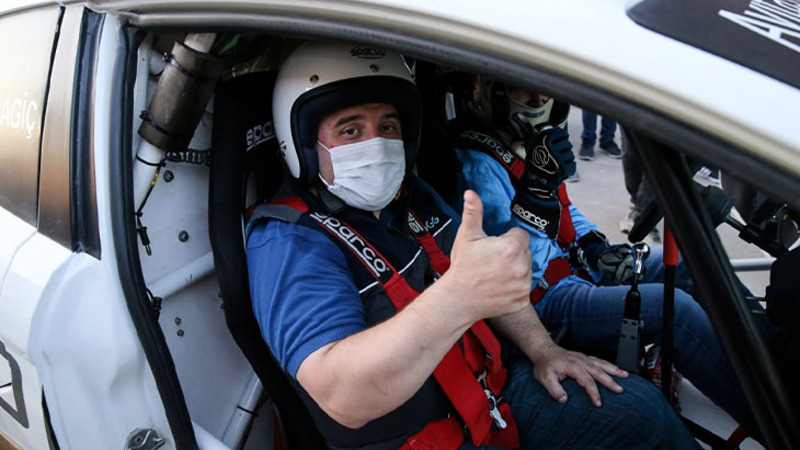 Министр промышленности Турции протестировал трассу для Формулы-1