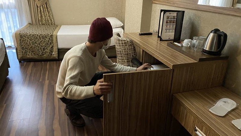 Отели Стамбула открыли двери для бездомных