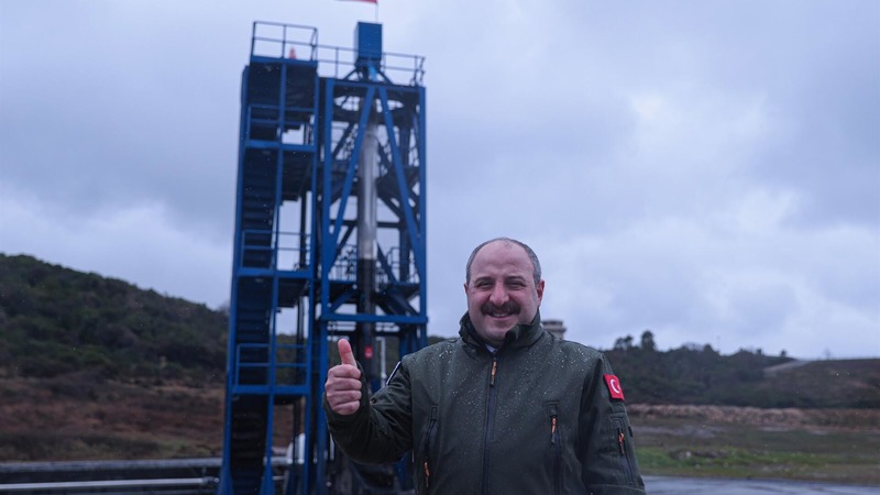 Первые испытания турецкого гибридного двигателя ракеты для миссии на Луну прошли успешно