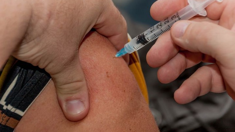 Фармацевты опасаются, что поставки прививок от гриппа в Турцию окажутся недостаточными