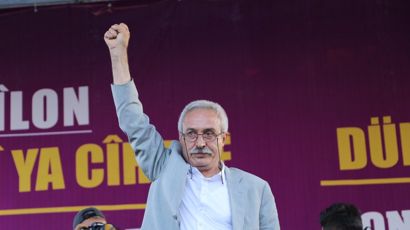 В Турции бывший мэр ДПН приговорён к девяти годам тюремного заключения