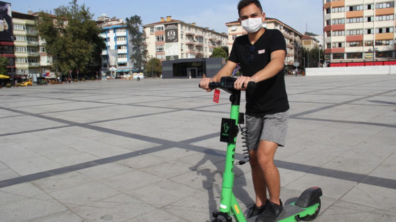 В Турции могут запретить использование электросамокатов и велосипедов лицами до 15 лет