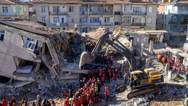 Число погибших при землетрясении в Турции достигло 40
