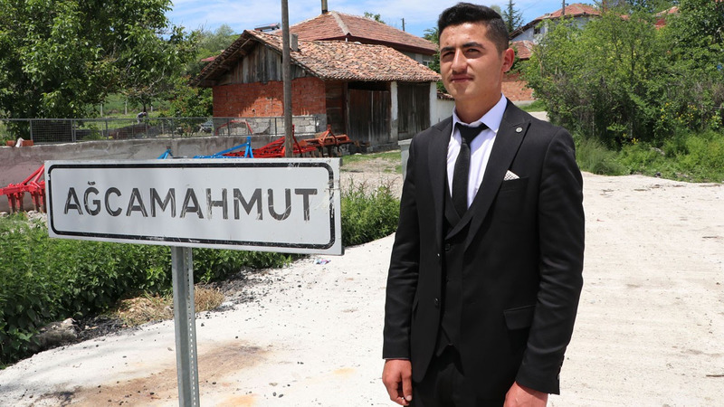 В Турции 18-летний молодой человек стал главой района Самсун