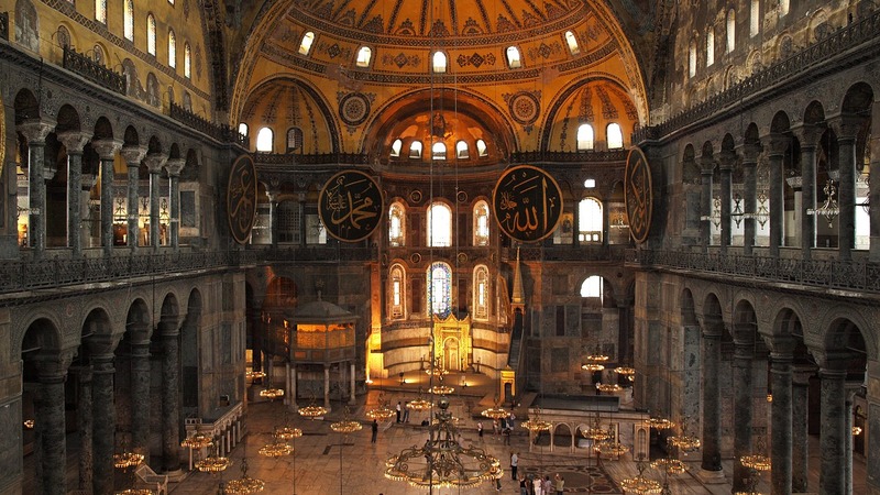 В Турции для посещения собора Святой Софии ввели новый дресс-код