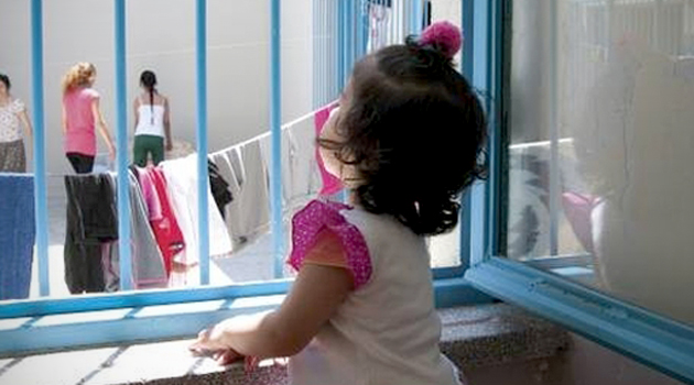 В турецких тюрьмах содержатся 594 ребёнка
