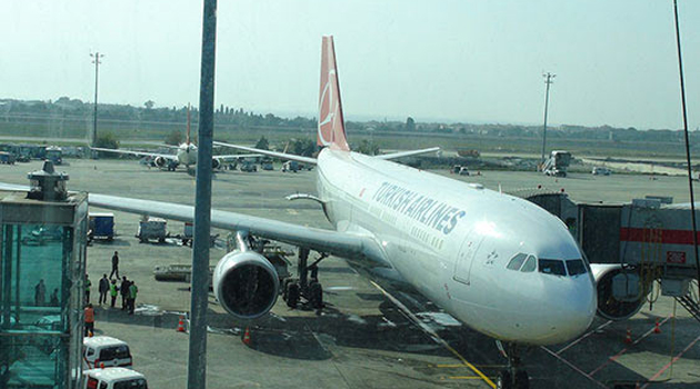 Самолет Turkish Airlines совершил вынужденную аварийную посадку в Нью-Дели