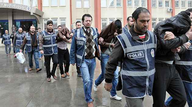 В 2012 году в Турции были арестованы 138 человек, занимавшихся нелегальным изготовлением взрывных устройств