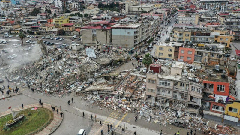 Число погибших в результате землетрясения в Турции достигло 1014