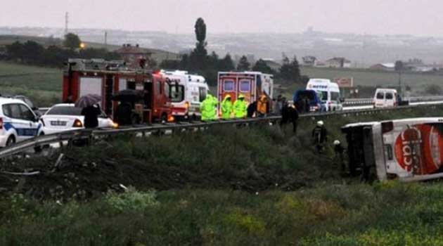 5 человек погибли и 100 пострадали в результате трёх ДТП в Турции