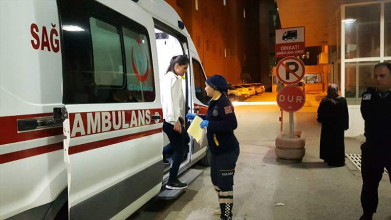 В Турции более 50 человек госпитализировали с отравлением