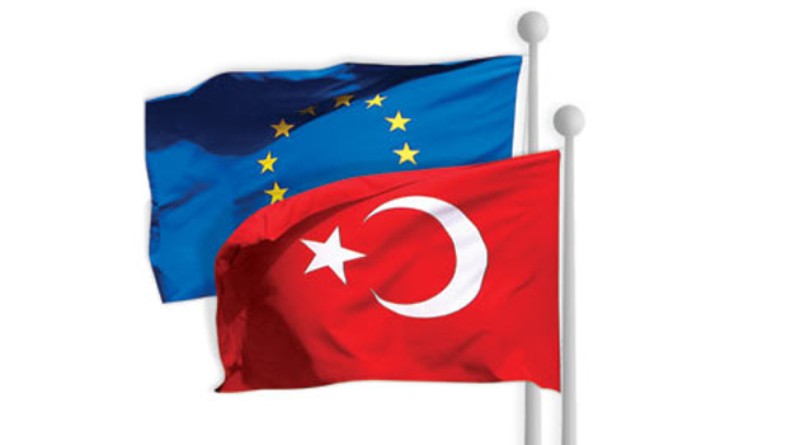 Большинство турок выступают против вступления Анкары в Евросоюз