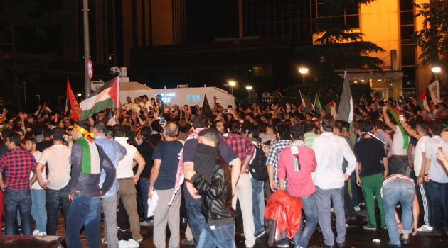 Антиизраильские демонстрации прошли во многих городах Турции