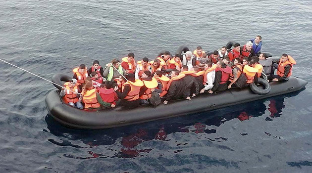 Пять нелегальных мигрантов утонули по пути из Турции на греческие острова 