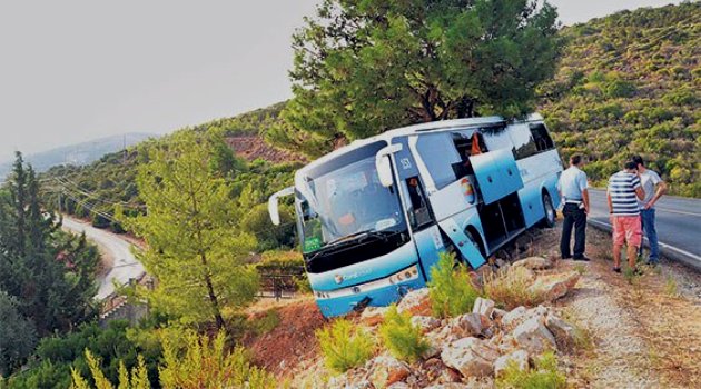 Автобус с российскими туристами попал в аварию