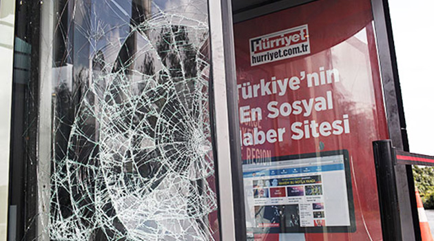 В Анкаре обстреляли редакцию турецкой газеты Hurriyet