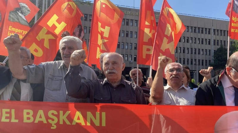 Лидер оппозиционной партии помещён под домашний арест за оскорбление Эрдогана