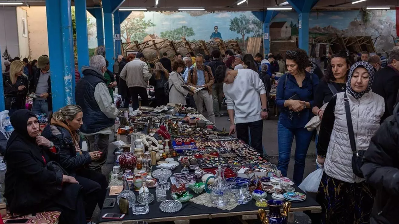 Исследование: Половина потребителей в Турции теперь покупают товары б/у