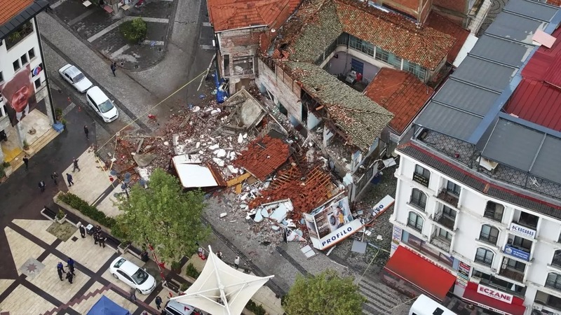 Опрос: Турки боятся землетрясений, но почти не готовятся к ним