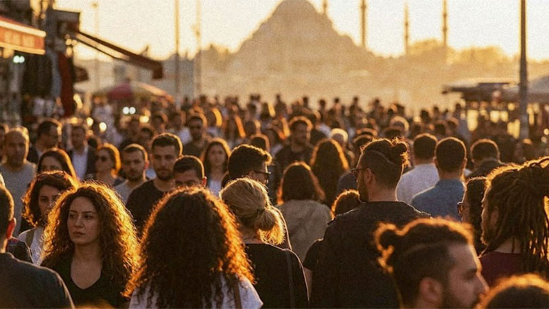 Турция занимает 18-е место в мире по численности населения и остается одной из самых молодых стран Европы