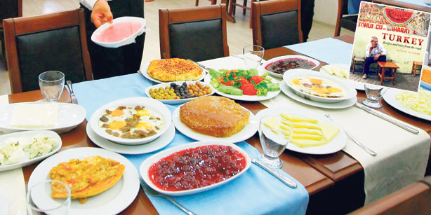 Ассоциация рестораторов Турции призывает к скидкам для "оживления" сектора