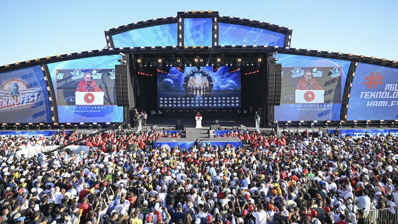 Эрдоган посетил Teknofest - крупнейшую технологическую выставку в Турции