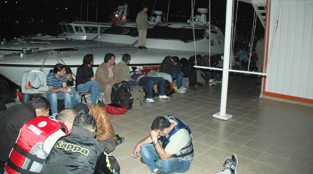 Турецкие власти задержали 23 мигранта, направлявшихся в Грецию
