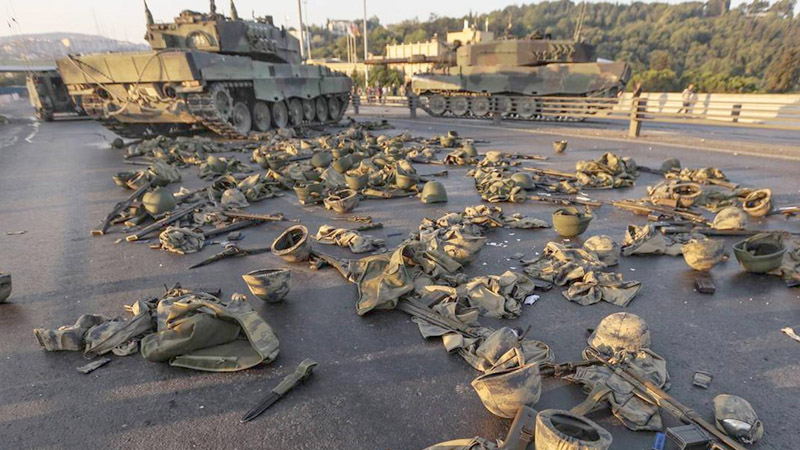 СМИ: В Турции после переворота 2016-го уволено 29 тыс. 444 военнослужащих
