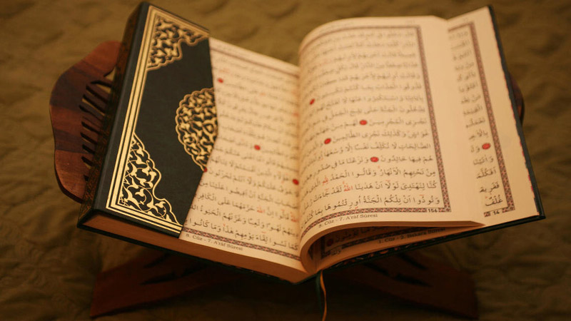 Воскресный намаз в мечетях Турции посвятили защите священного для мусульман Корана