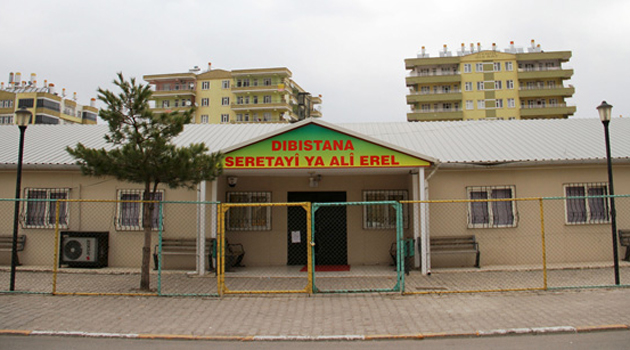 Правительство закрыло в Диярбакыре школу, в которой преподавание велось на курдском языке