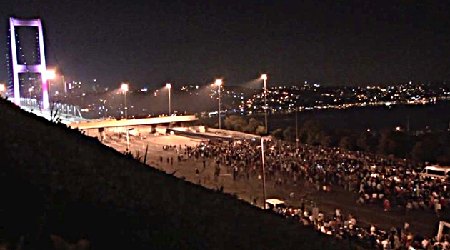 Мост через Босфор переименуют в честь жертв попытки переворота