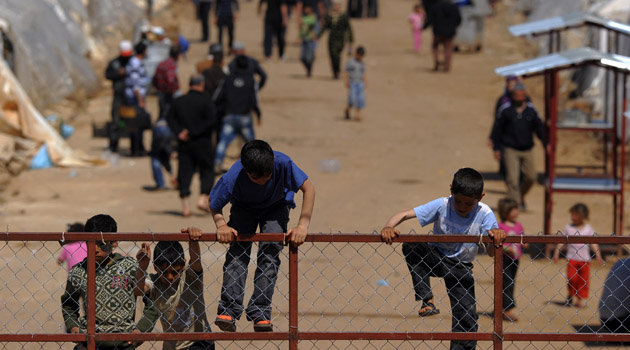 В расположенных на территории Турции лагерях сирийских беженцев повышают меры безопасности