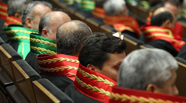 В Турции из-за предполагаемых связей с Гюленом под следствием находятся 400 судей и прокуроров